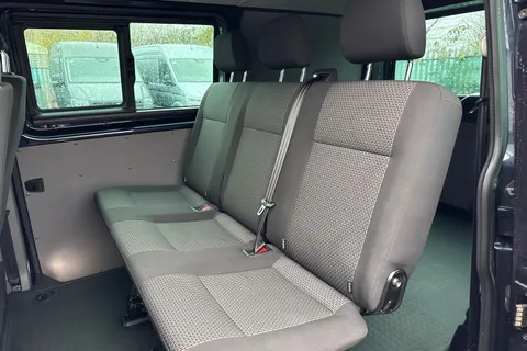 CX74LCJ Volkswagen Transporter 2.0 TDI T30 Highline Kombi FWD SWB Euro 6 (s/s) 5dr Thumbnail #19