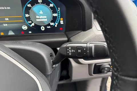 CX75JXA Volkswagen Transporter 2.0 TDI T28 Commerce Pro Auto FWD SWB Euro 6 (s/s) 5dr Thumbnail #23