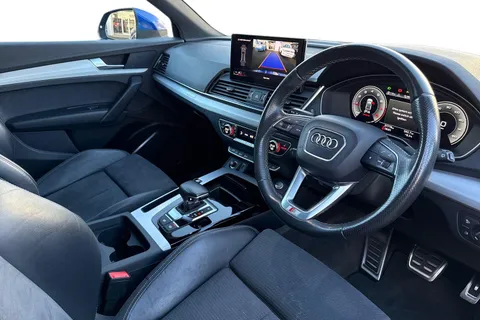 DE71RZW Audi Q5 2.0 TFSI 45 S line Sportback S Tronic quattro Euro 6 (s/s) 5dr Thumbnail #15