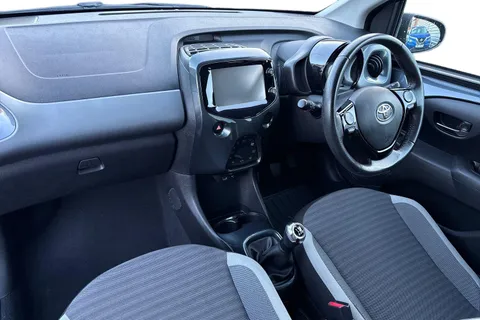 DV19BPZ Toyota Aygo 1.0 VVT-i x-plore Euro 6 5dr Thumbnail #15