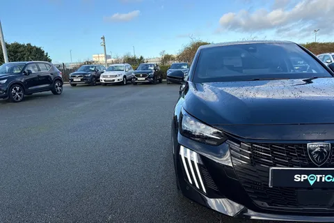 KO74XNT PEUGEOT 208 1.2 PureTech GT Euro 6 (s/s) 5dr Thumbnail #25