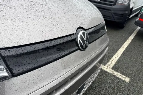 CX75JWC Volkswagen Caddy 2.0 TDI C20 Commerce Pro DSG SWB Euro 6 (s/s) 5dr Thumbnail #25