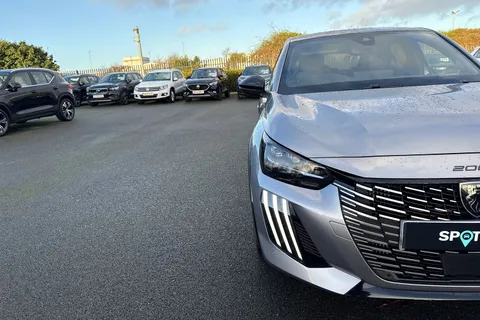 KO74XLB PEUGEOT 208 1.2 PureTech GT Euro 6 (s/s) 5dr Thumbnail #25