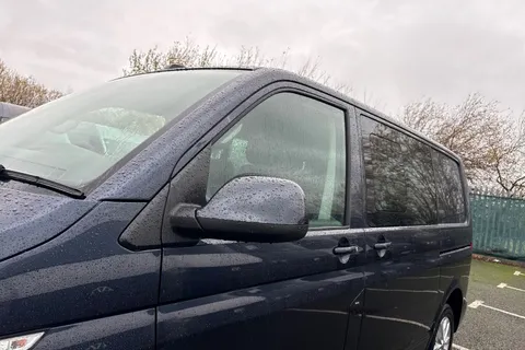 CX74LCJ Volkswagen Transporter 2.0 TDI T30 Highline Kombi FWD SWB Euro 6 (s/s) 5dr Thumbnail #26