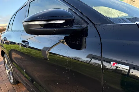 BL25SZT Audi Q5 SUV Edition 1 TDI quattro 204 PS S tronic Thumbnail #28