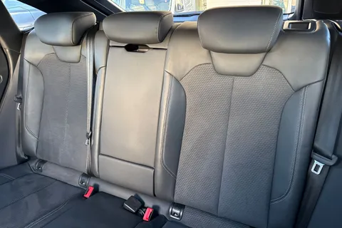 DE71RZW Audi Q5 2.0 TFSI 45 S line Sportback S Tronic quattro Euro 6 (s/s) 5dr Thumbnail #20