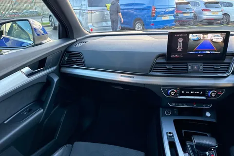 DE71RZW Audi Q5 2.0 TFSI 45 S line Sportback S Tronic quattro Euro 6 (s/s) 5dr Thumbnail #21