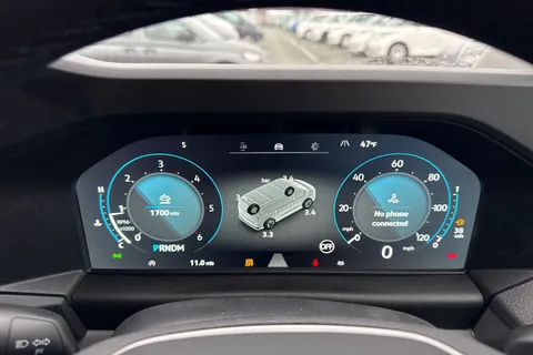 CX75JXA Volkswagen Transporter 2.0 TDI T28 Commerce Pro Auto FWD SWB Euro 6 (s/s) 5dr Thumbnail #30