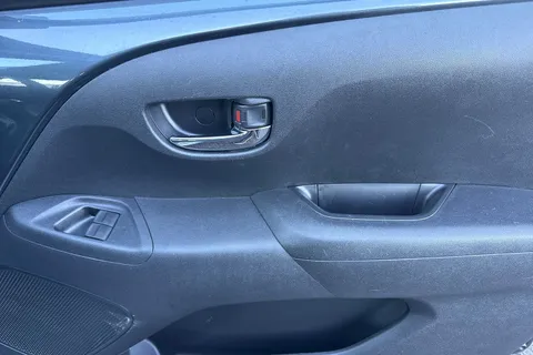 DV19BPZ Toyota Aygo 1.0 VVT-i x-plore Euro 6 5dr Thumbnail #21