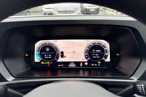 CX75JWC Volkswagen Caddy 2.0 TDI C20 Commerce Pro DSG SWB Euro 6 (s/s) 5dr Thumbnail #32