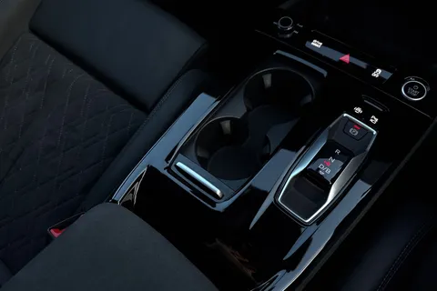 KR25VAA Audi Q6 E-Tron Q6 SUV Edition 1 e-tron performance  225,00 kW Thumbnail #61