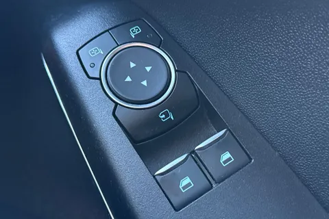 BP67VMV Ford Fiesta 1.0T EcoBoost Zetec Auto Euro 6 (s/s) 5dr Thumbnail #33