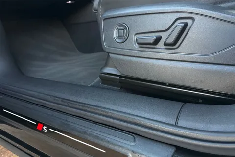 BL25SZT Audi Q5 SUV Edition 1 TDI quattro 204 PS S tronic Thumbnail #35