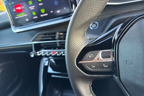 KO74XLB PEUGEOT 208 1.2 PureTech GT Euro 6 (s/s) 5dr Thumbnail #37