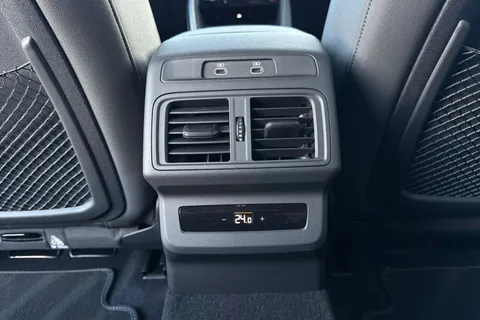 BL25SZT Audi Q5 SUV Edition 1 TDI quattro 204 PS S tronic Thumbnail #38