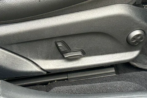 BF68MPX Mercedes-Benz E Class E220d AMG Line 5dr 9G-Tronic Thumbnail #33