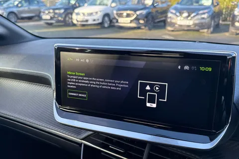 KO74XNT PEUGEOT 208 1.2 PureTech GT Euro 6 (s/s) 5dr Thumbnail #44