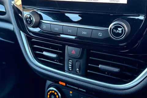 BP67VMV Ford Fiesta 1.0T EcoBoost Zetec Auto Euro 6 (s/s) 5dr Thumbnail #44