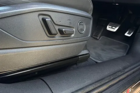 BL25SZT Audi Q5 SUV Edition 1 TDI quattro 204 PS S tronic Thumbnail #45