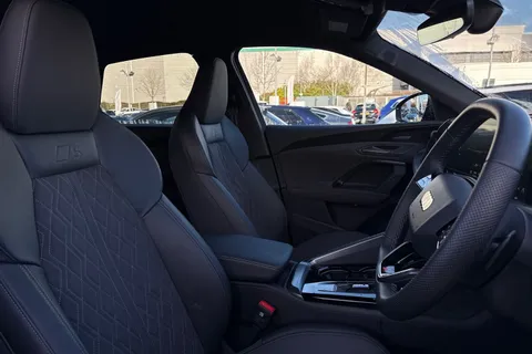 BL25SZT Audi Q5 SUV Edition 1 TDI quattro 204 PS S tronic Thumbnail #46