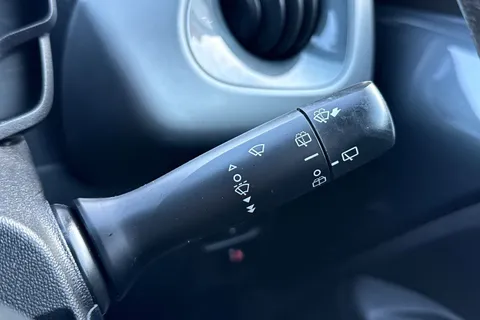 DV19BPZ Toyota Aygo 1.0 VVT-i x-plore Euro 6 5dr Thumbnail #38