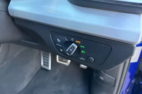 DE71RZW Audi Q5 2.0 TFSI 45 S line Sportback S Tronic quattro Euro 6 (s/s) 5dr Thumbnail #42