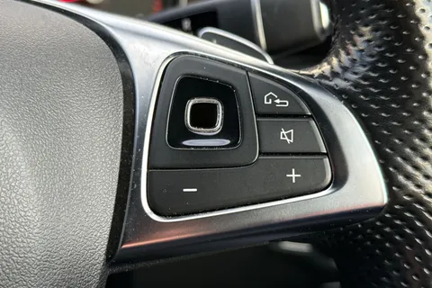 BF68MPX Mercedes-Benz E Class E220d AMG Line 5dr 9G-Tronic Thumbnail #44