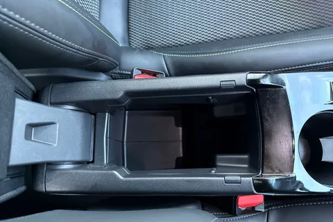 KO74XNT PEUGEOT 208 1.2 PureTech GT Euro 6 (s/s) 5dr Thumbnail #55