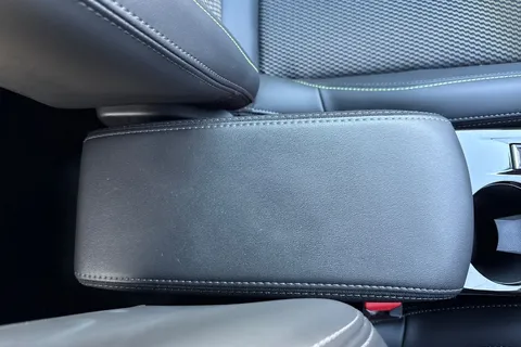 KO74XLB PEUGEOT 208 1.2 PureTech GT Euro 6 (s/s) 5dr Thumbnail #55