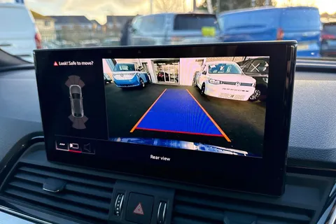 DE71RZW Audi Q5 2.0 TFSI 45 S line Sportback S Tronic quattro Euro 6 (s/s) 5dr Thumbnail #52