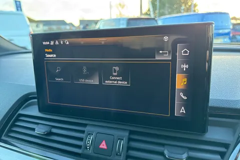 DE71RZW Audi Q5 2.0 TFSI 45 S line Sportback S Tronic quattro Euro 6 (s/s) 5dr Thumbnail #55