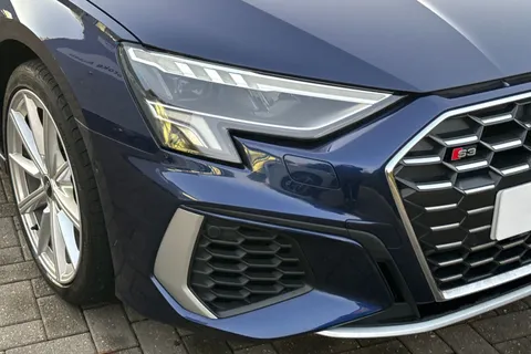 DG23BXC Audi S3 2.0 TFSI Sportback S Tronic quattro Euro 6 (s/s) 5dr Thumbnail #8