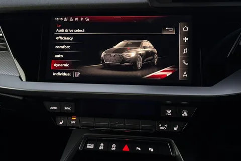 DG23BXC Audi S3 2.0 TFSI Sportback S Tronic quattro Euro 6 (s/s) 5dr Thumbnail #28