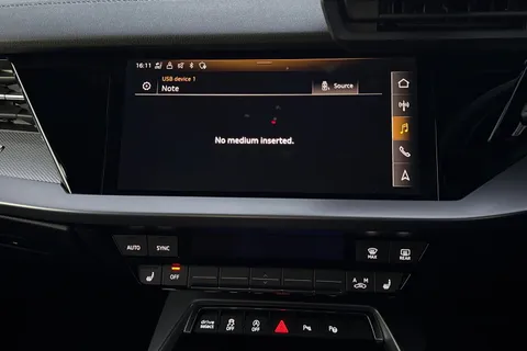 DG23BXC Audi S3 2.0 TFSI Sportback S Tronic quattro Euro 6 (s/s) 5dr Thumbnail #38