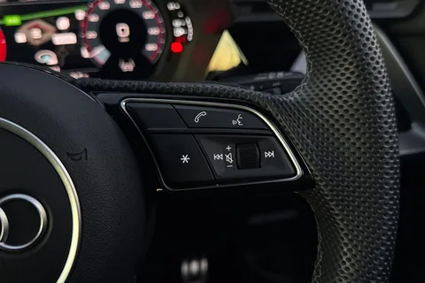 DG23BXC Audi S3 2.0 TFSI Sportback S Tronic quattro Euro 6 (s/s) 5dr Thumbnail #51