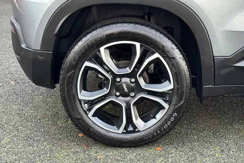 DG25PGZ Jeep Avenger 1.2 e-Hybrid Summit e-DCT Euro 6 (s/s) 5dr Thumbnail #11