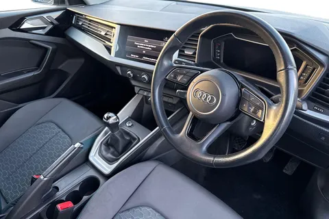 YY70YRS Audi A1 Sport 25 TFSI 95 PS 5-speed Thumbnail #14