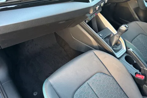 YY70YRS Audi A1 Sport 25 TFSI 95 PS 5-speed Thumbnail #20