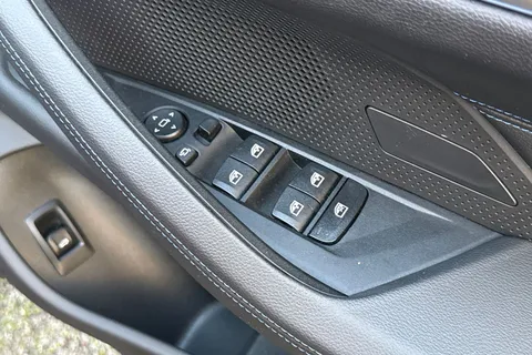 BA24XUJ BMW I4 210kW eDrive35 M Sport 70kWh 5dr Auto Thumbnail #23