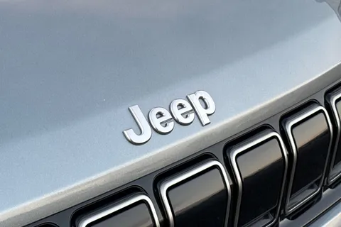 DG25PGZ Jeep Avenger 1.2 e-Hybrid Summit e-DCT Euro 6 (s/s) 5dr Thumbnail #26