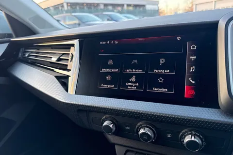 YY70YRS Audi A1 Sport 25 TFSI 95 PS 5-speed Thumbnail #33