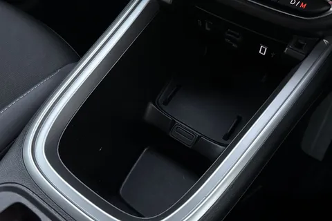 DG25PGZ Jeep Avenger 1.2 e-Hybrid Summit e-DCT Euro 6 (s/s) 5dr Thumbnail #42