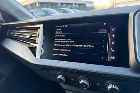 YY70YRS Audi A1 Sport 25 TFSI 95 PS 5-speed Thumbnail #41