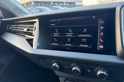 YY70YRS Audi A1 Sport 25 TFSI 95 PS 5-speed Thumbnail #43