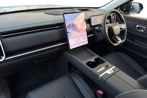  Jaecoo 7 1.5T SHS 18.3kWh Luxury Auto Euro 6 (s/s) 5dr Thumbnail #8