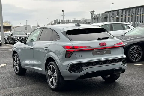  Audi Q3 1.5 TFSI Launch Edition Sportback S Tronic Euro 6 (s/s) 5dr Thumbnail #3