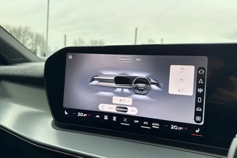  Audi Q3 1.5 TFSI Launch Edition Sportback S Tronic Euro 6 (s/s) 5dr Thumbnail #22