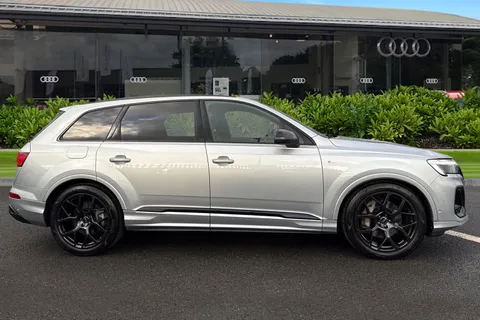 3 of 66 for Audi Q7 SUV Black Edition TDI quattro 231 PS tiptronic