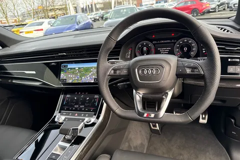 18 of 66 for Audi Q7 SUV Black Edition TDI quattro 231 PS tiptronic