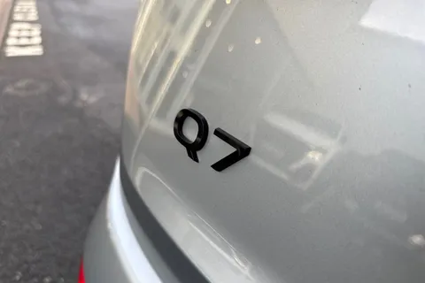 26 of 66 for Audi Q7 SUV Black Edition TDI quattro 231 PS tiptronic